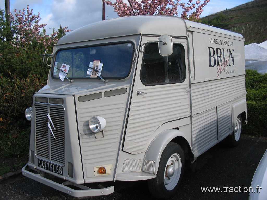 2012_Soultzmatt (14).JPG - 2012 - Avril - Bourse organisée par le CVAAM - Citroen HY fourgon